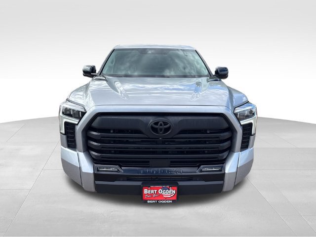 Used 2024 Toyota Tundra Limited AWD/4WD image 2