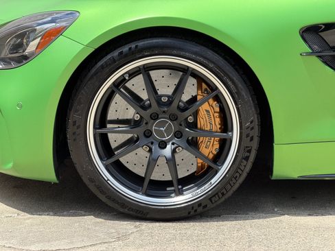 Used 2018 Mercedes-Benz AMG GT R image 11