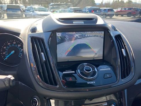 Used 2016 Ford Escape Titanium image 19