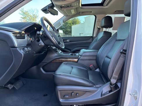 Used 2020 Chevrolet Tahoe LT w/ Luxury Package image 8