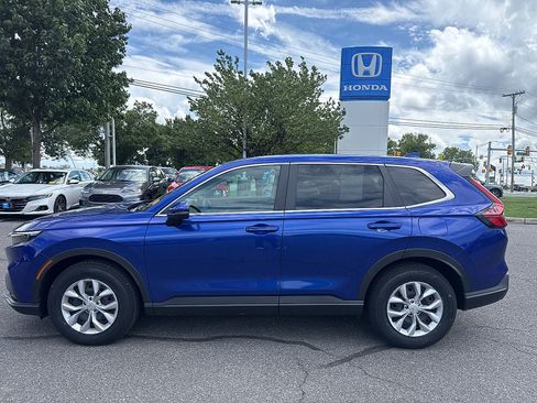 Used 2025 Honda CR-V LX image 2