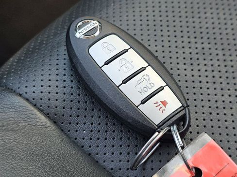 Used 2014 Nissan Rogue SL w/ SL Premium Package AWD/4WD image 33