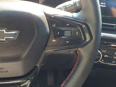 Used 2024 Chevrolet Trax RS w/ Driver Confidence Package FWD image 17