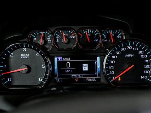 Used 2020 GMC Yukon SLT w/ Premium Edition image 21