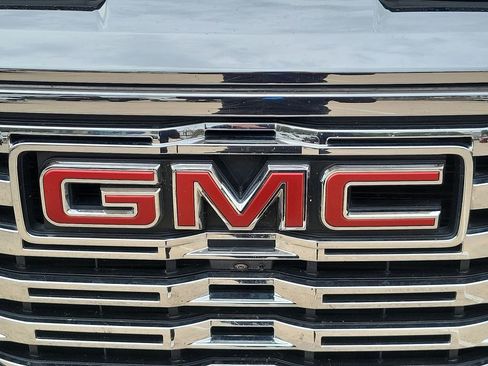 Used 2023 GMC Sierra 1500 Denali w/ Denali Reserve Package image 32