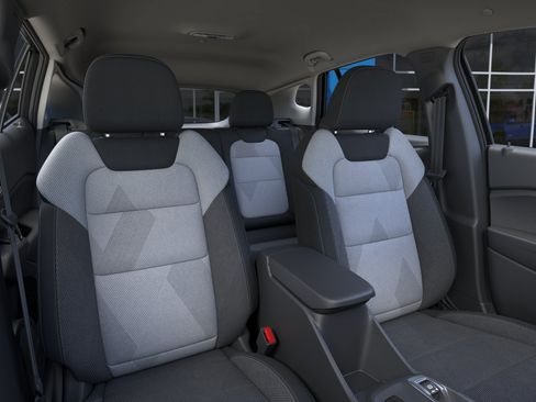 New 2026 Chevrolet Trax LS w/ LS Convenience Package FWD image 16