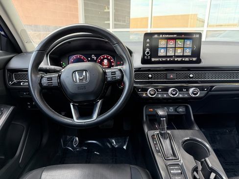 Used 2023 Honda Civic Touring image 16