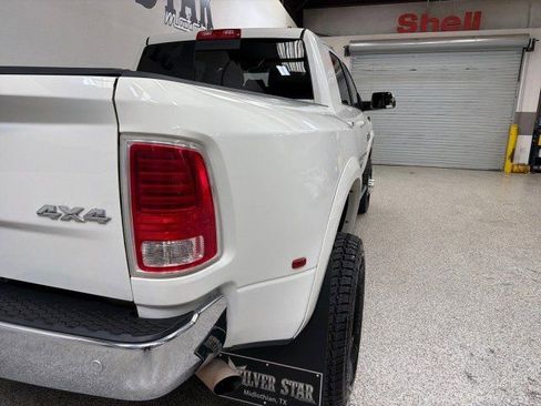 Used 2017 RAM 3500 Laramie Longhorn AWD/4WD image 38