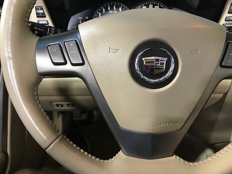 Used 2007 Cadillac XLR RWD image 25