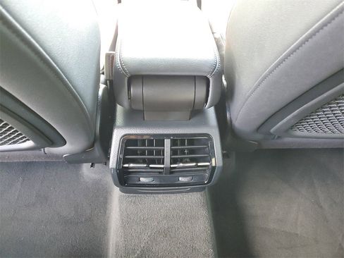 Used 2021 Audi Q3 2.0T Premium Plus w/ Premium Plus Package image 14