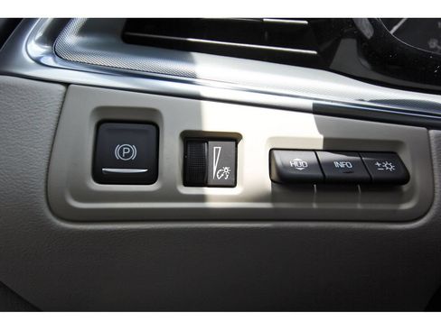New 2026 Cadillac XT5 Premium Luxury w/ Driver Assist Package FWD image 14