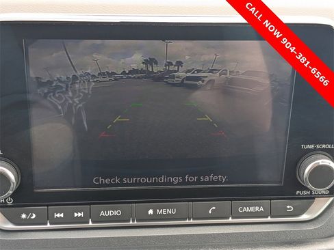 Used 2023 Nissan Rogue SV image 21