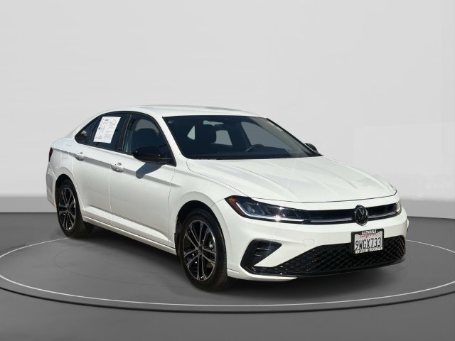 Certified 2025 Volkswagen Jetta Sport FWD image 1