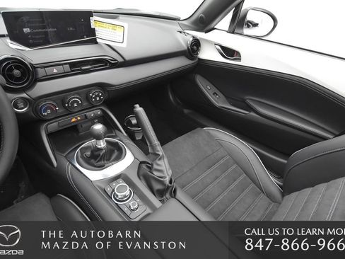New 2025 MAZDA MX-5 Miata Club w/ Brembo/BBS Recaro Package image 30