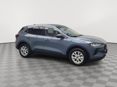 Used 2023 Ford Escape Active image 38