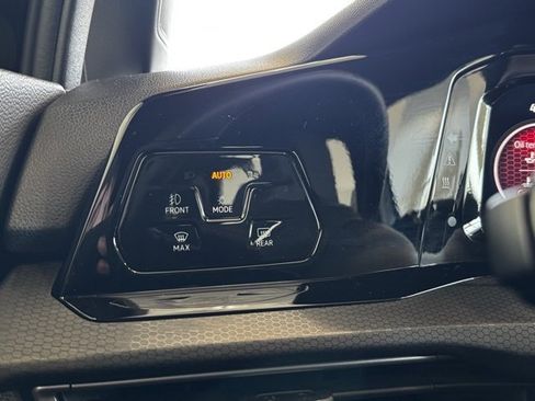 Used 2022 Volkswagen GTI S image 27