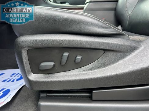 Used 2020 GMC Yukon SLT w/ Premium Edition AWD/4WD image 10
