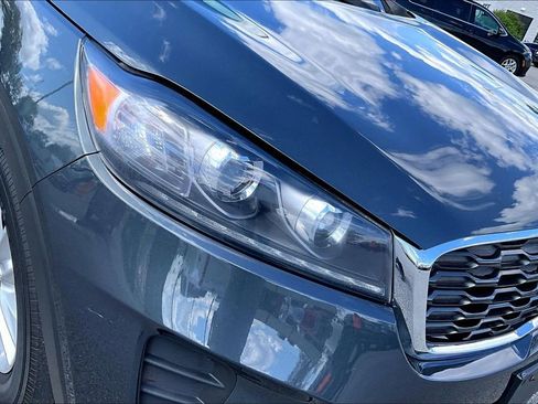 Used 2020 Kia Sorento LX w/ LX I4 Convenience Package AWD/4WD image 32