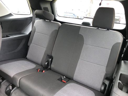 Used 2020 Chevrolet Traverse LT w/ LPO, Cargo Package image 11