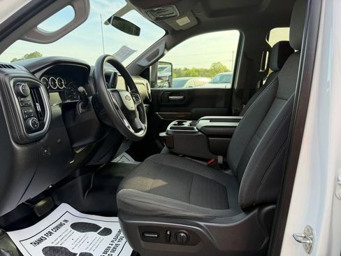 Used 2021 Chevrolet Silverado 2500 LT w/ Z71 Off-Road Package image 5