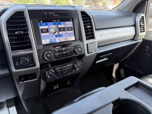 Used 2019 Ford F250 Lariat image 32