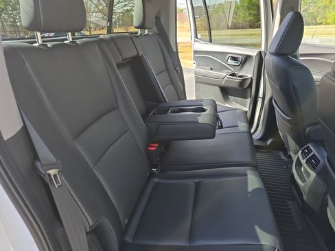 Used 2023 Honda Ridgeline RTL-E image 12