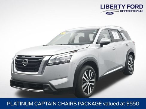 Used 2023 Nissan Pathfinder Platinum AWD/4WD image 1