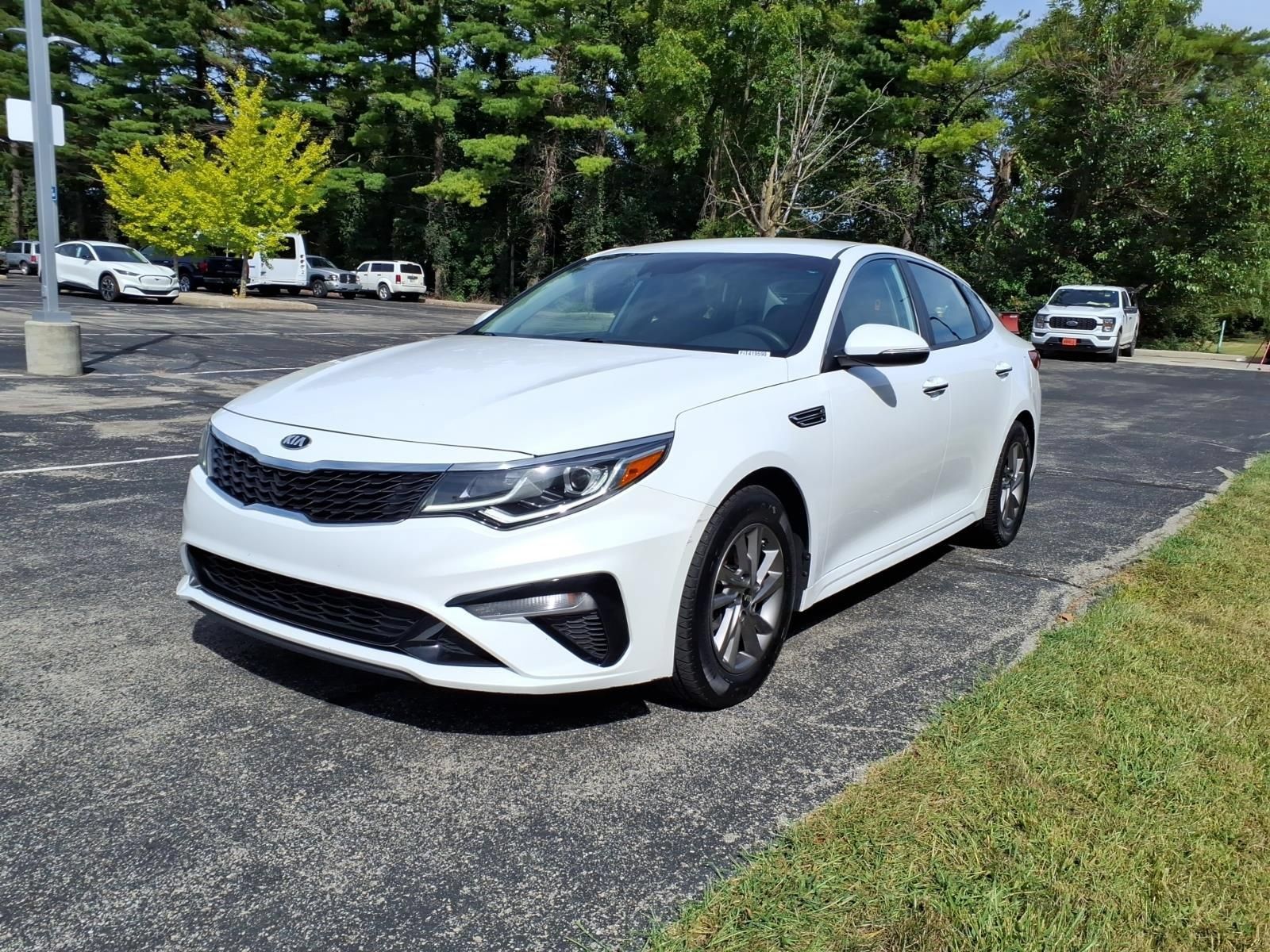 Used 2020 Kia Optima LX FWD image 4