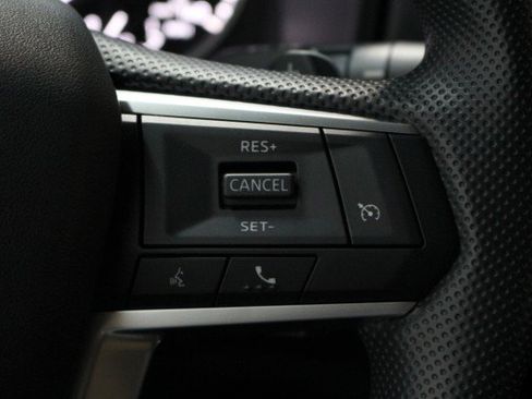 New 2025 Mitsubishi Outlander ES image 10