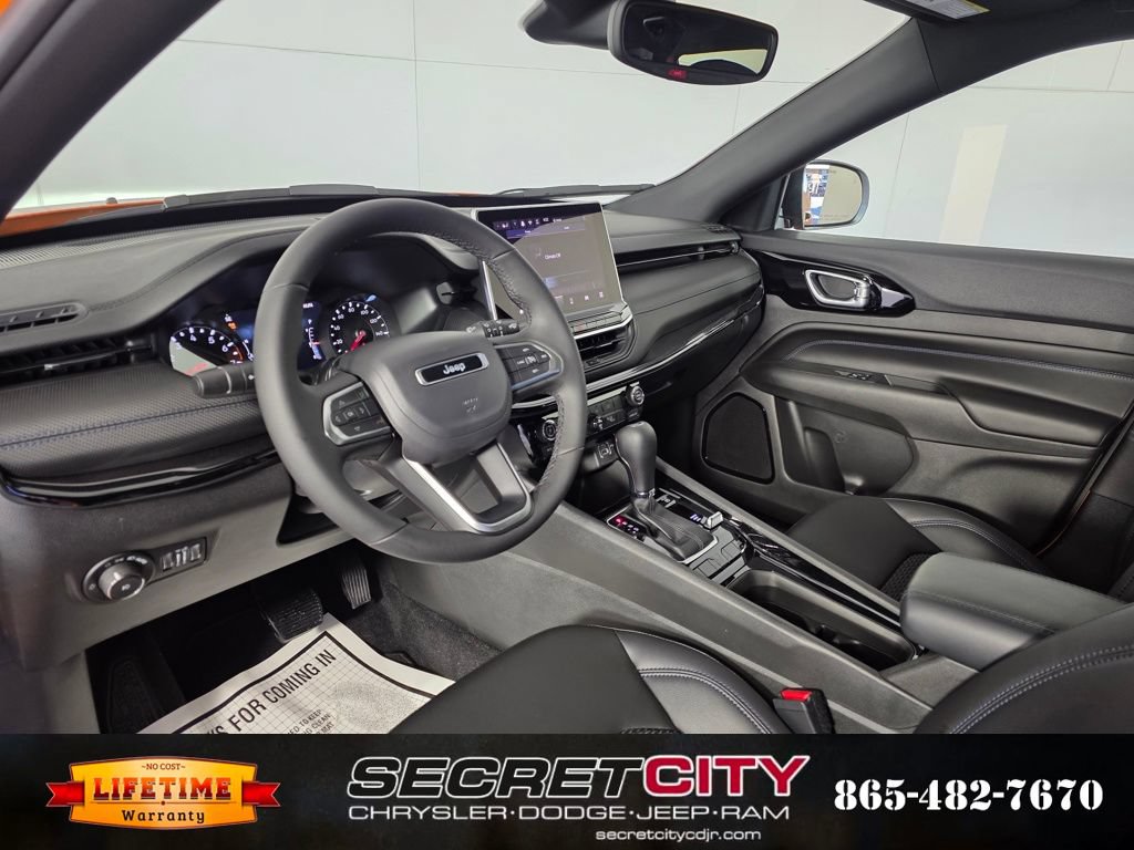New 2026 Jeep Compass Latitude AWD/4WD image 11
