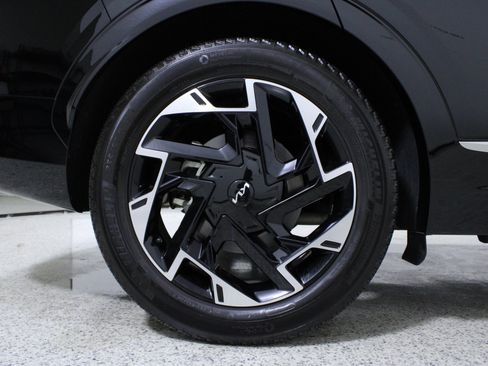 Used 2023 Kia Sportage SX image 8