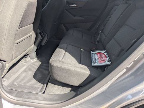 New 2026 Chevrolet Equinox LT w/ Safety and Technology Package FWD image 26