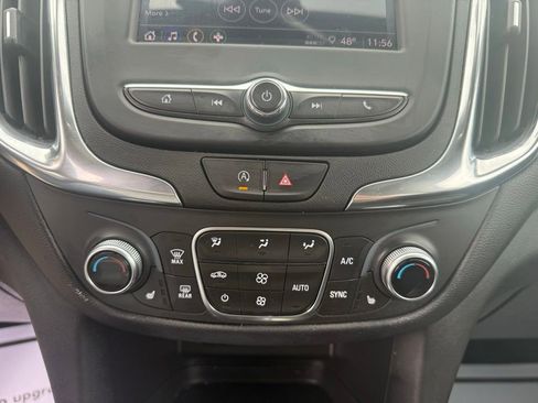 Used 2024 Chevrolet Equinox LT FWD image 40