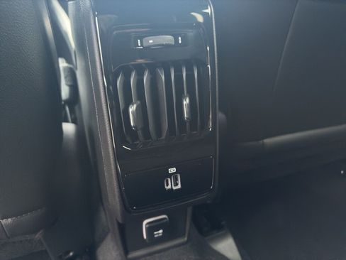 New 2026 Jeep Compass Latitude image 18