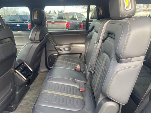 Used 2023 Rivian R1S Adventure image 8