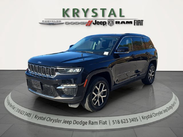 Used 2023 Jeep Grand Cherokee Limited AWD/4WD image 3