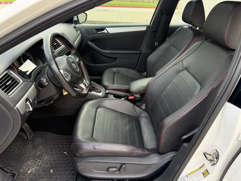 Used 2013 Volkswagen Jetta GLI Autobahn FWD image 10