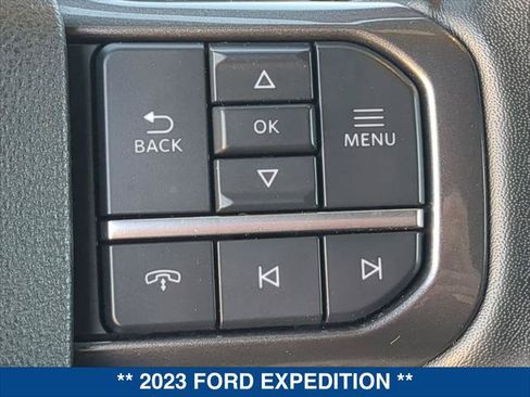 Used 2023 Ford Expedition Limited AWD/4WD image 15