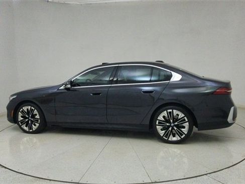 Used 2026 BMW 540i xDrive image 70