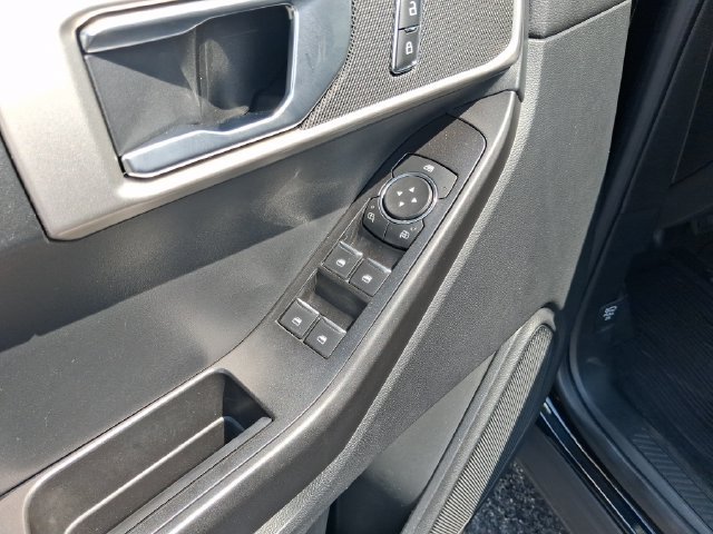 Used 2020 Ford Explorer 2WD image 13