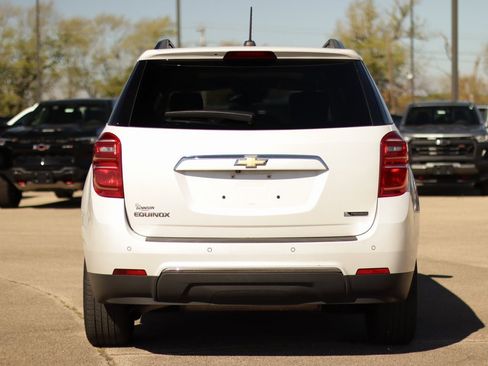 Used 2017 Chevrolet Equinox Premier w/ Enhanced Convenience Package image 6