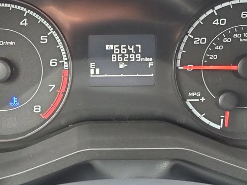 Used 2018 Subaru Crosstrek 2.0i Premium AWD/4WD image 19
