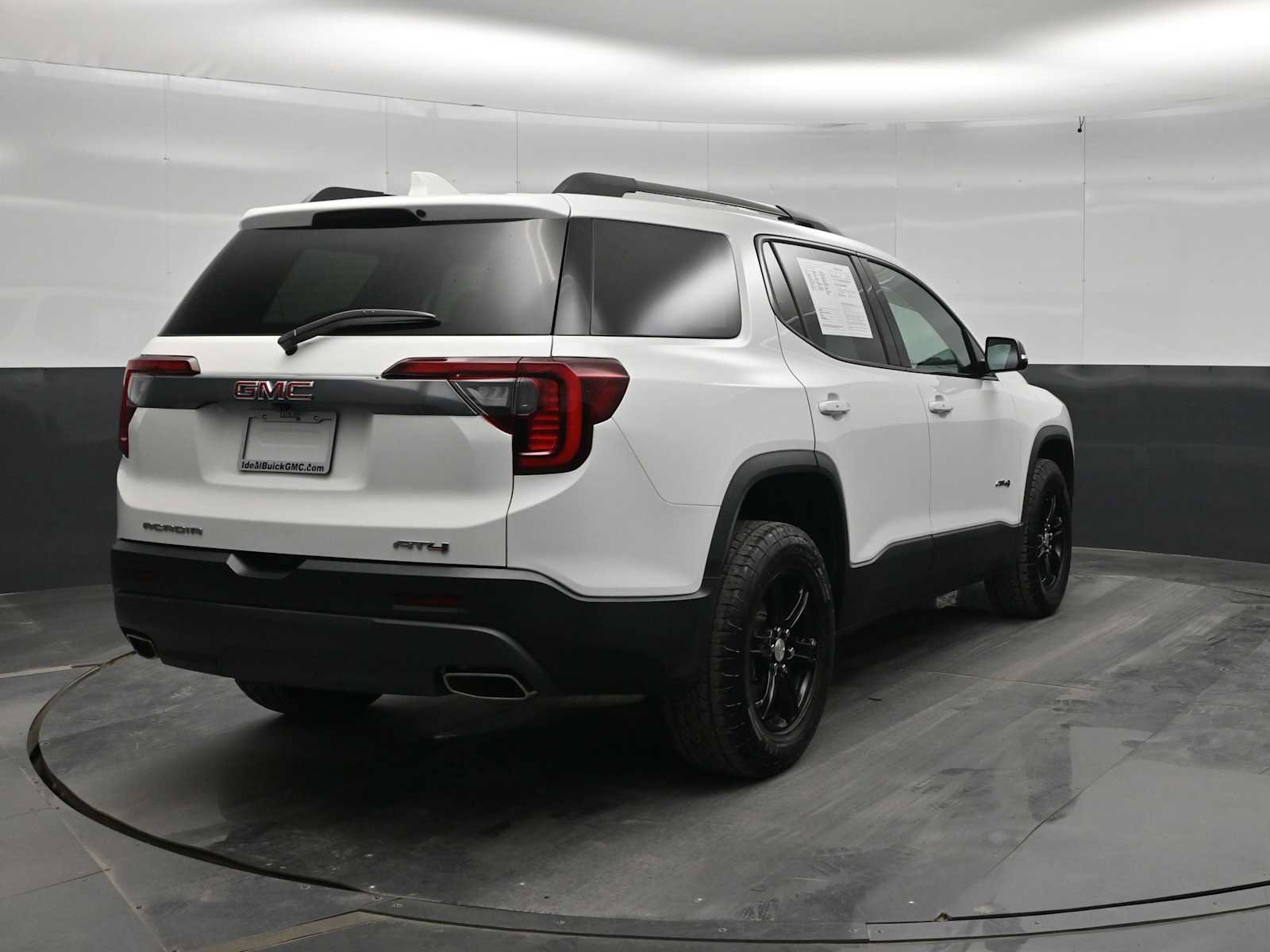 Used 2023 GMC Acadia AT4 AWD/4WD image 6