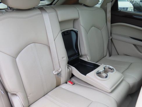 Used 2015 Cadillac SRX Premium w/ Driver Assist Package image 38