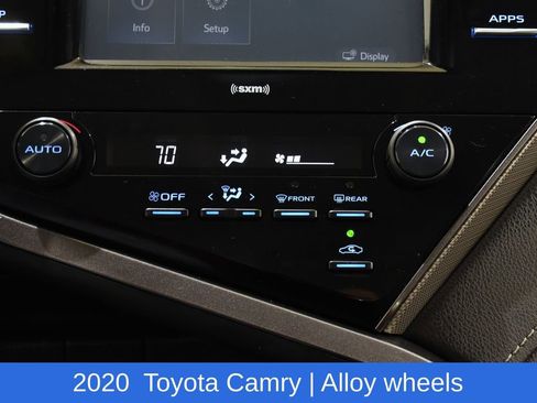 Used 2020 Toyota Camry SE w/ Carpet Mat Package FWD image 20