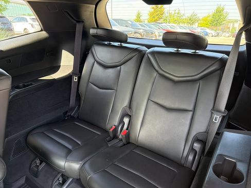 Used 2023 Cadillac XT6 Premium Luxury w/ Technology Package FWD image 39