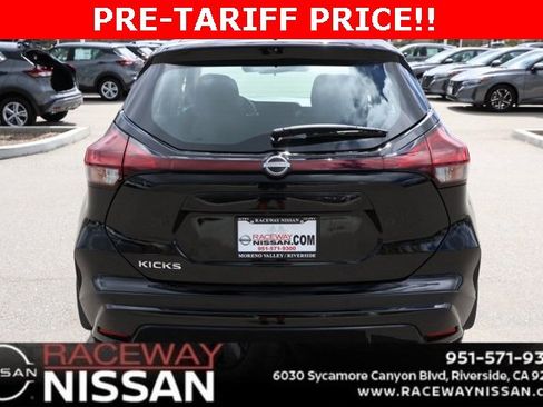 New 2025 Nissan Kicks Play S image 5