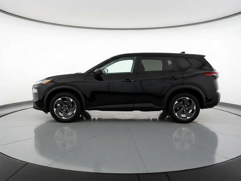 Used 2025 Nissan Rogue SV image 5