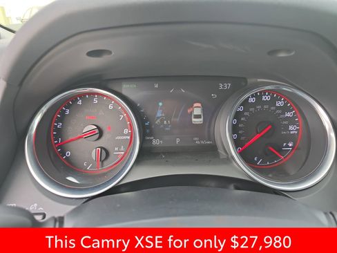 Used 2020 Toyota Camry XSE image 24