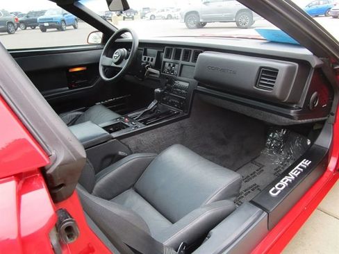 Used 1987 Chevrolet Corvette Coupe image 29
